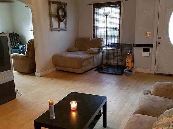 2nd image of 617 College Ave