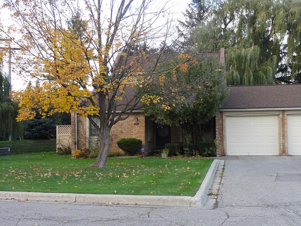 1st image of 2906 Moon Lake Dr #116