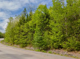 14 Grant Rd, Orono, ME 04473