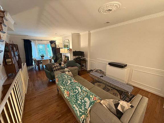 3rd image of 1688 Euclid St NW APT B