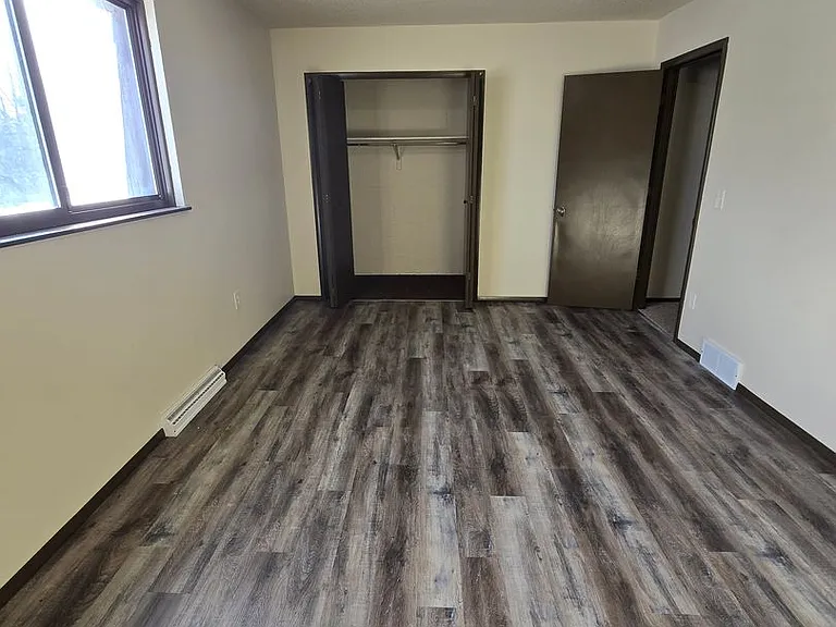 1565 Bryn Mawr Pl — Photo 9