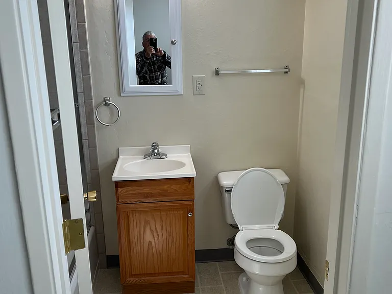 1830 Palmetto Ave #4 — Photo 6