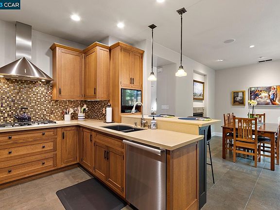 4th image of 1157 River Rock Ln
