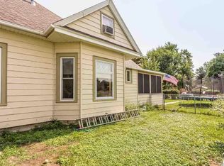 1034 W 9th St, Sioux Falls, SD 57104