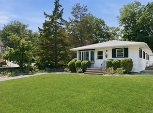 2 Hilltop Drive, Bayville, NY 11709