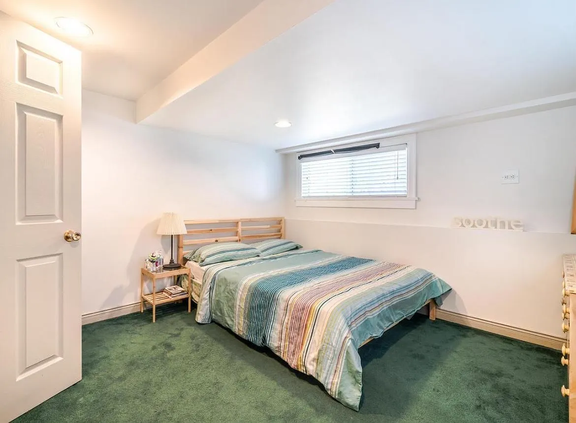 2 bed, $2,300 — Photo 4