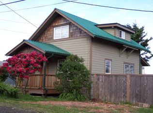 526 SW 5th St, Newport, OR 97365