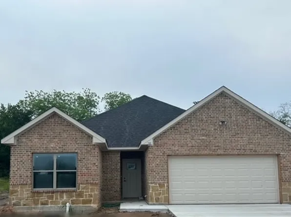 702 College, West, TX 76691