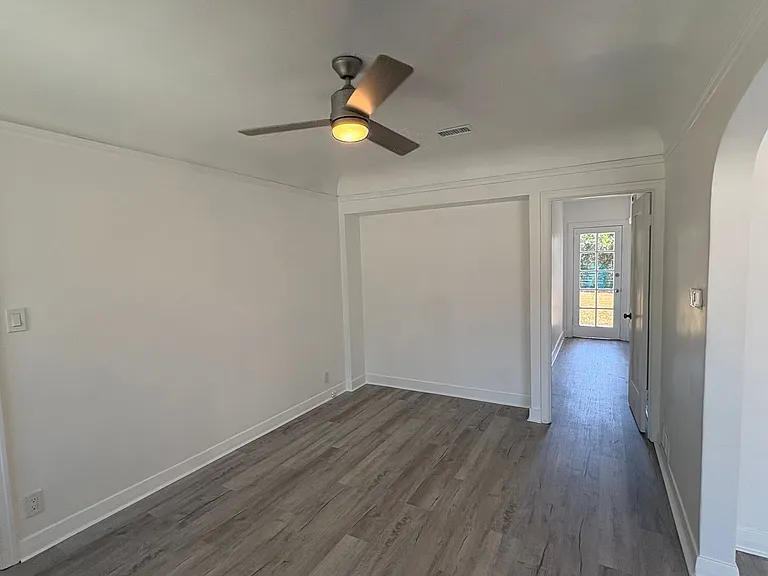 670 Arden Ave — Photo 15