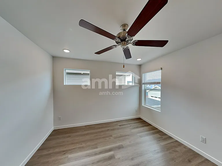 310 N Addison Way — Photo 8