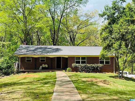 2nd image of 24 Greenwood Cir