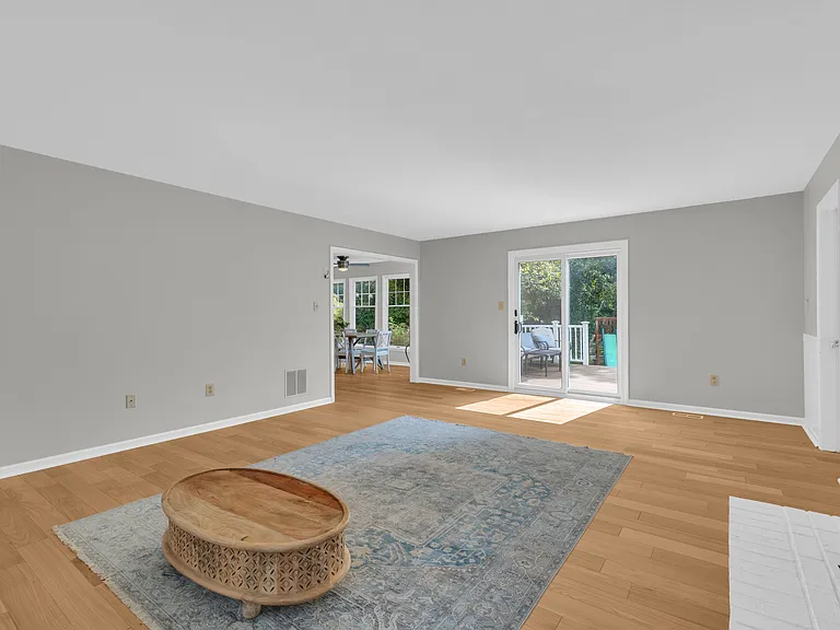 7707 Lake Glen Dr — Photo 22