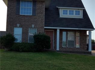 511 Thornton Ct, College Station, TX 77840