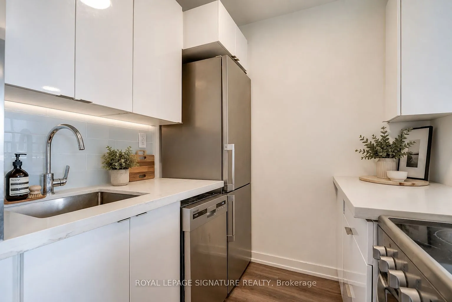 15 Gamble Ave — Photo 3