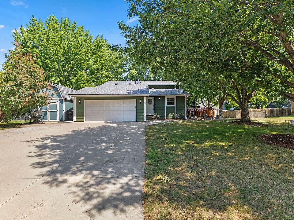 1st image of 1805 Ruby Cir