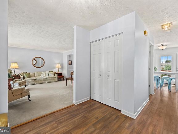 3rd image of 1605 Fort Braddock Ct