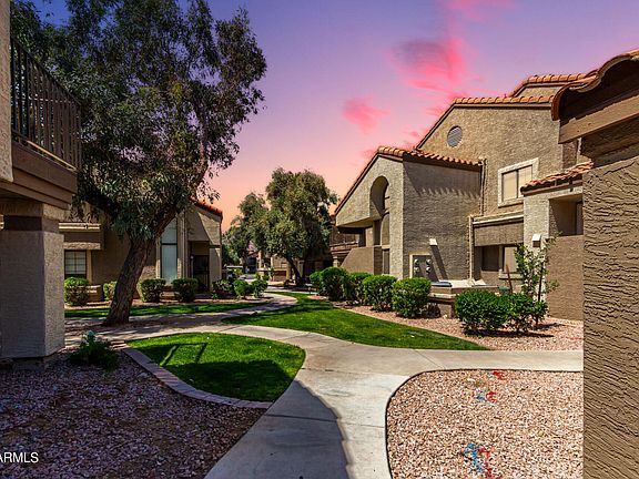 3rd image of 1905 E UNIVERSITY Drive #146