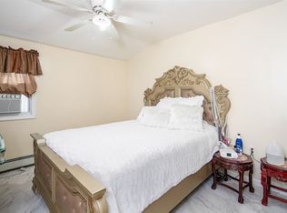 6233 Durham Ave, North Bergen, NJ 07047