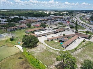 1001 Lakeview Dr, Sebring, FL 33870