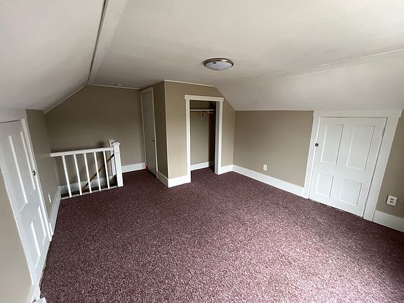 2nd image of 21 Lincoln St #23B