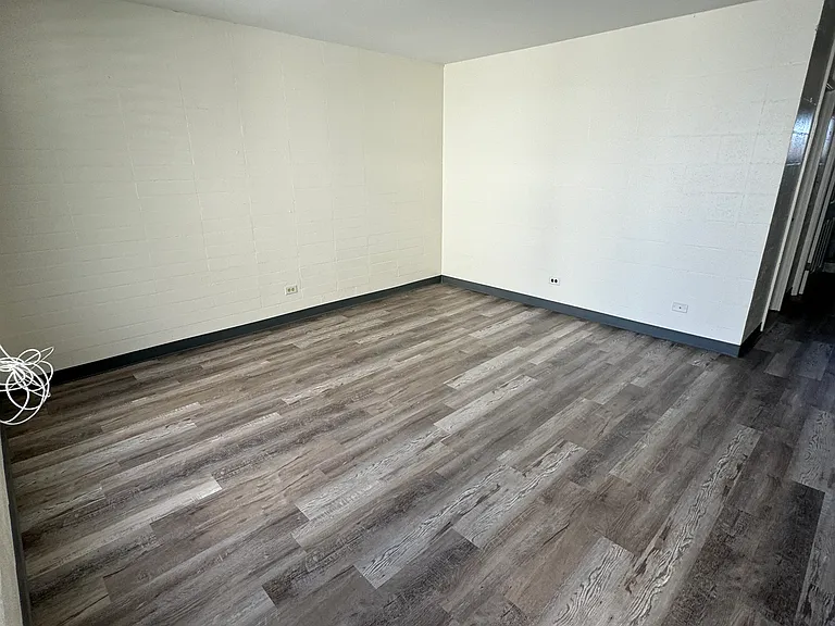 2116 Lime St #101 — Photo 3