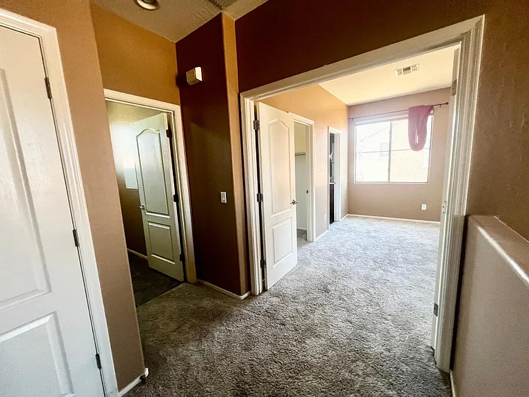 879 E Stottler Dr — Photo 25