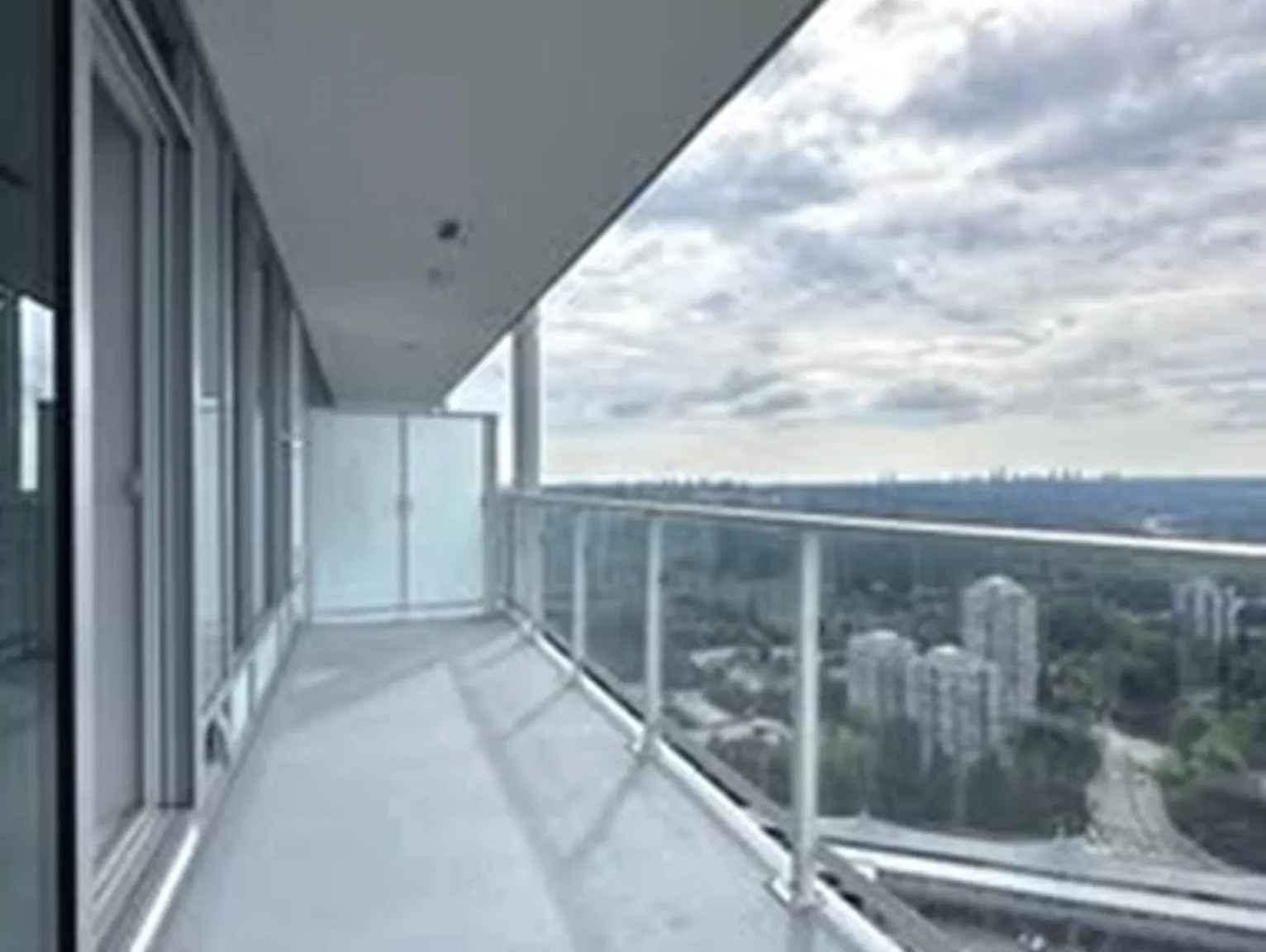 1 bed, 575 sqft, $2,200 — Photo 3