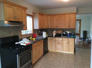 17 Burget Ave #1M, Medford, MA 02155