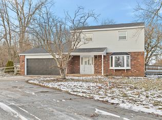 14590 Liberty Hi Rd, Bowling Green, OH 43402