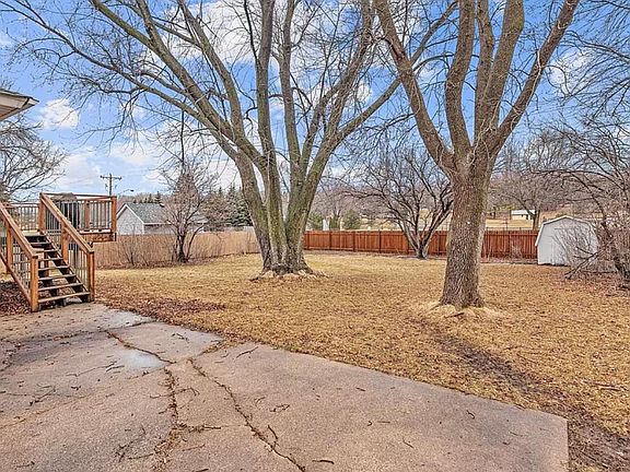 2nd image of 13785 Fairlawn Ave