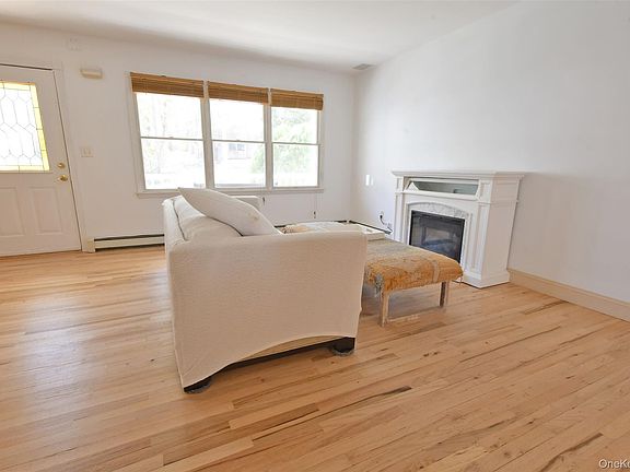 3rd image of 28 Williston Road