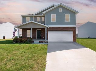 8720 W Park Ridge Cir, Newport, MI 48166
