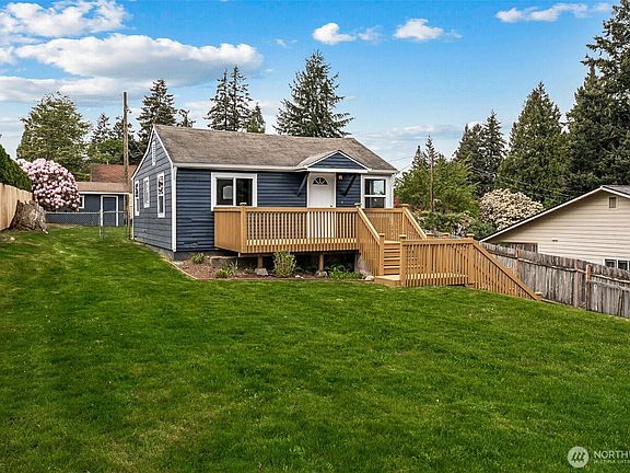 2nd image of 3142 Glendale Drive W