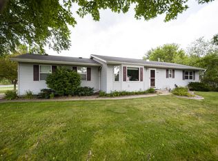 601 Patriot Pl, Holmen, WI 54636