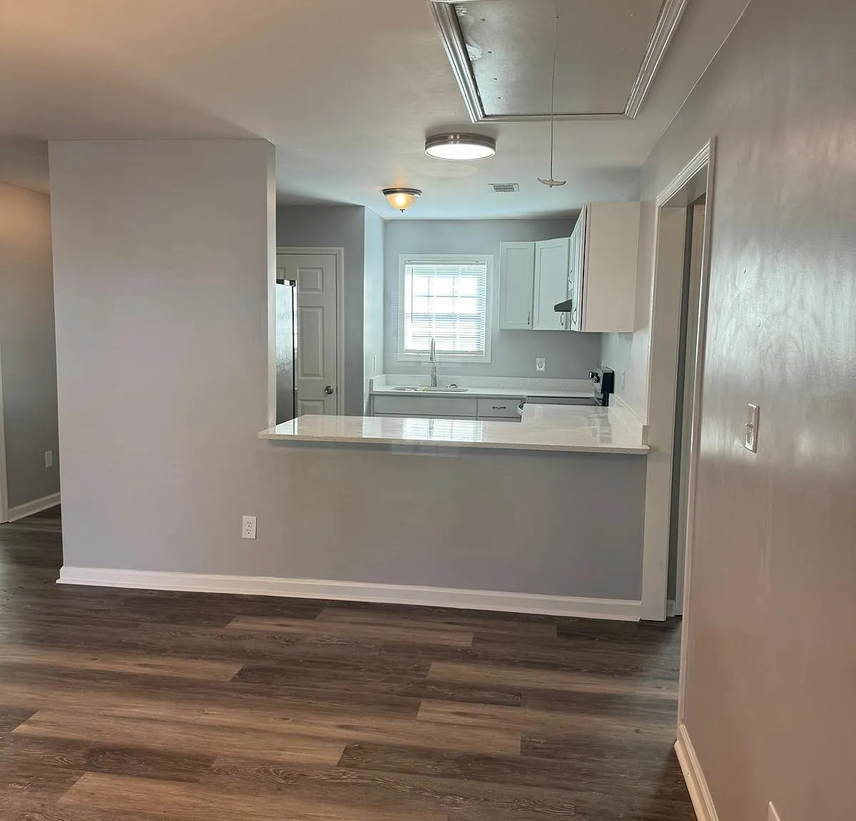 4 bed, 1316 sqft, $1,650 — Photo 3