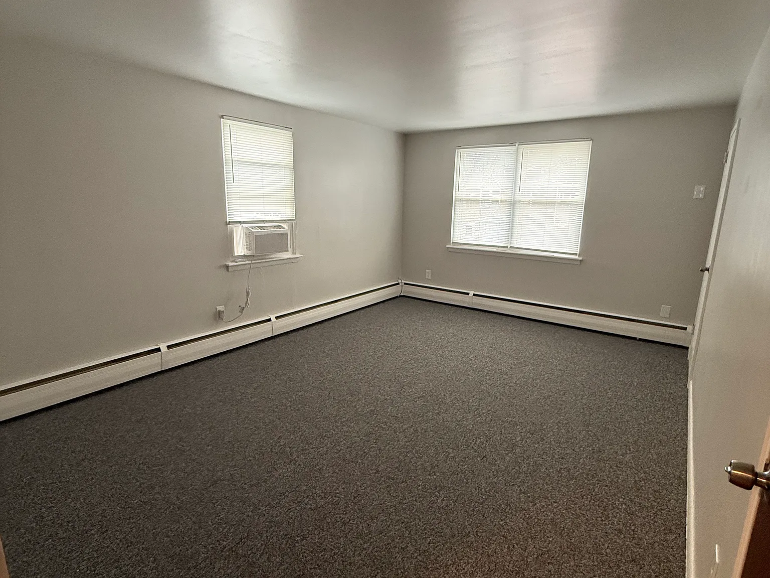 936 Shelmire Ave — Photo 2