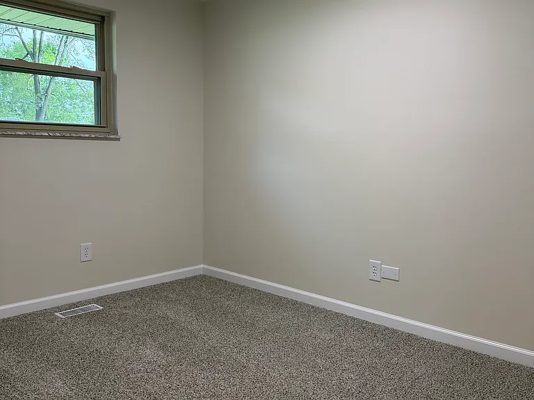 7982 Rustic Woods Dr — Photo 11