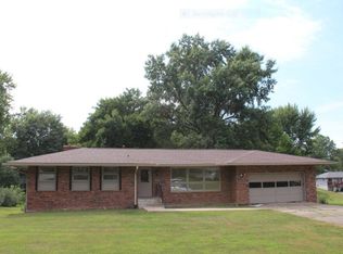 146 Ridgecrest Dr, Brookfield, MO 64628