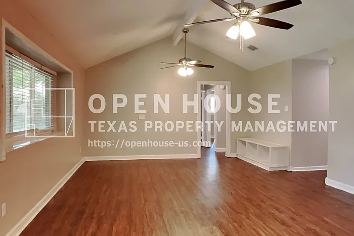 3 bed, 2.0 bath, 1457 sqft, $1,900 — Photo 4