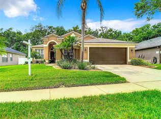 2918 Red Coat Cir, Brandon, FL 33511