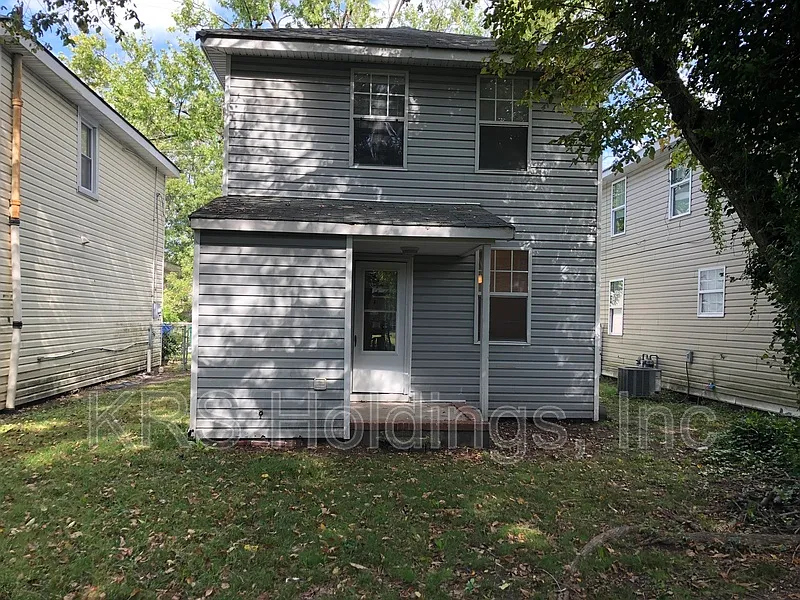 Building Photo - 1032 37th St