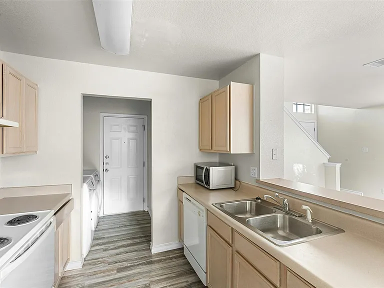 808 Sagewood Trl — Photo 6