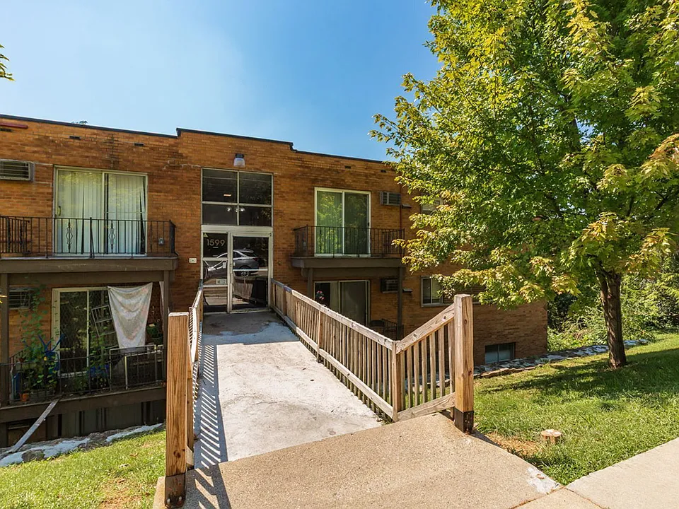 1599 Glen Parker Ave #7