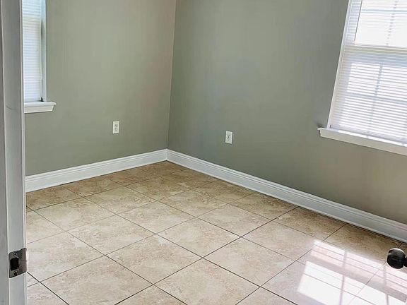 2nd image of 8332 Palm St #8332