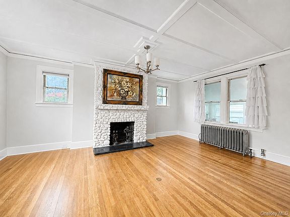 2nd image of 20 Locust Street