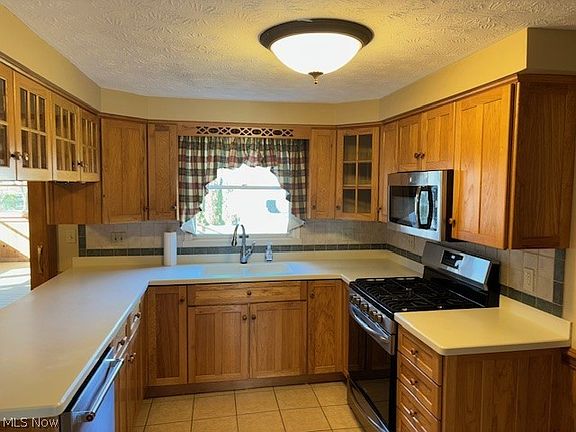 4th image of 8997 Briarbrook Dr NE