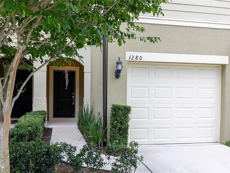 1280 Pavia Dr — Photo 3