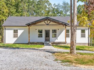 368 Rocky Top Ln, Erin, TN 37061