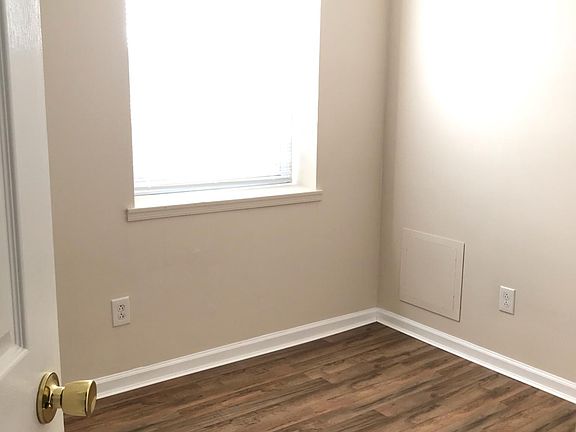 3rd image of 447 N 60th St Floor 1
