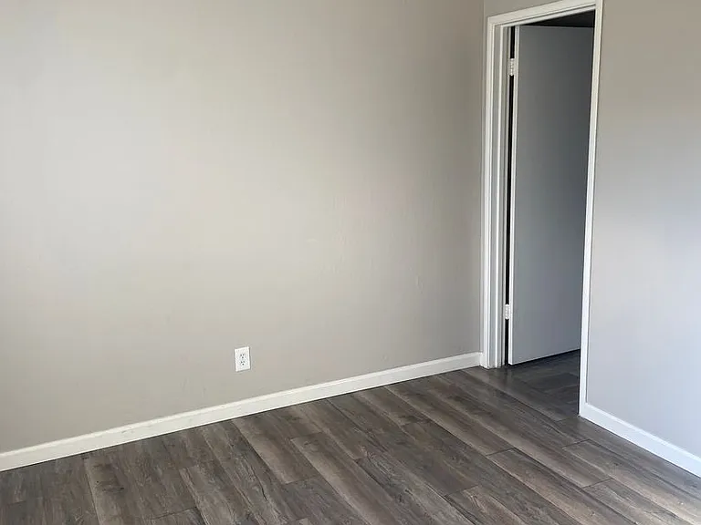 106-110 Natoma St #112 — Photo 5